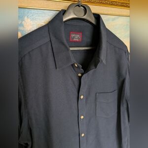 UNTUCKit Navy Button Down Shirt